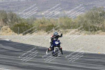 media/Dec-06-2025-CVMA (Sat) [[4a896cc04c]]/Race 4-Formula Middleweight/